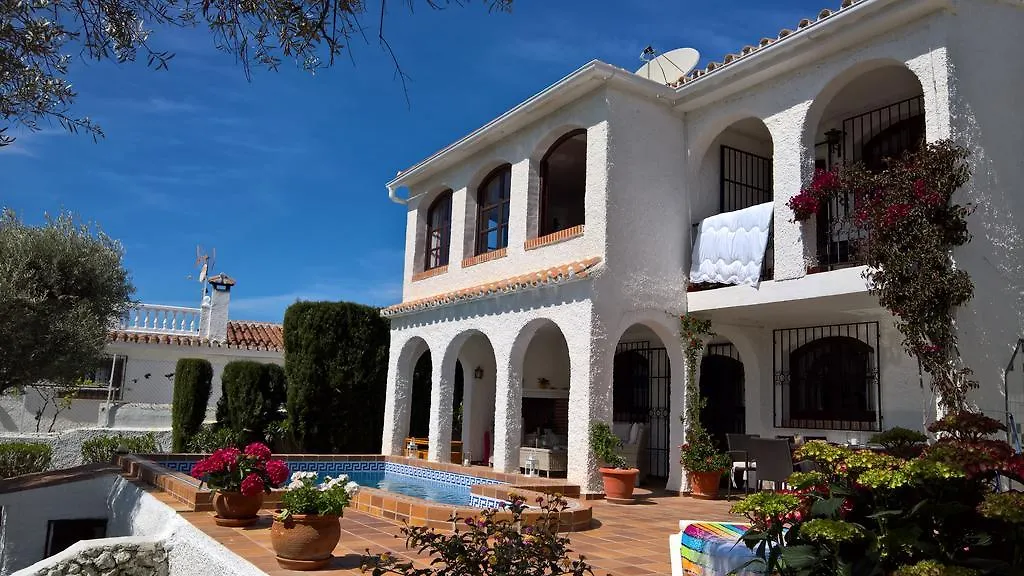 Villa Flora Nerja