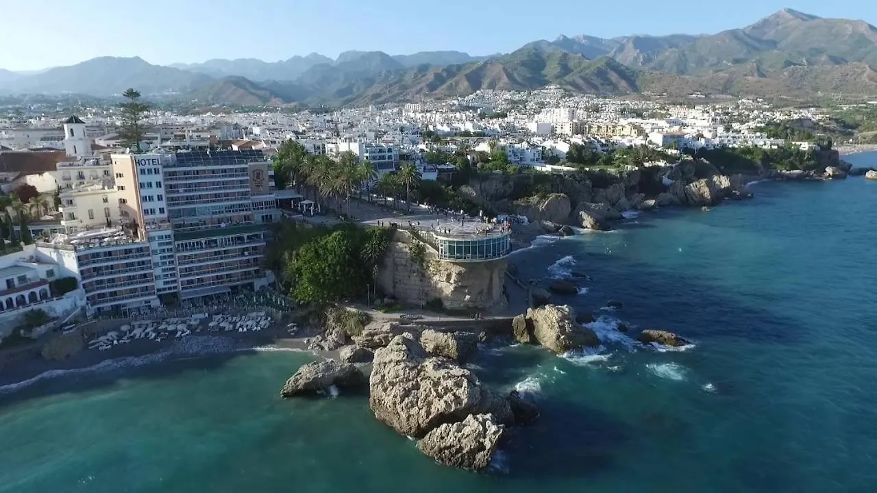 Villa Flora Nerja 0*,